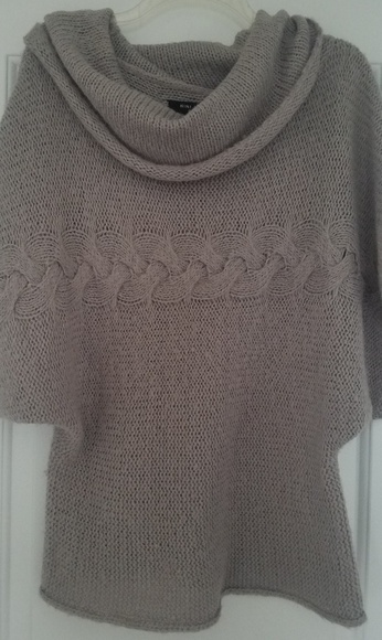 Nine West Sweater - Picture 1 of 2